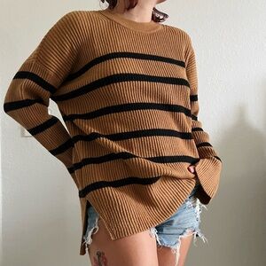 Abercrombie & Fitch Brown and Black Strip Crewneck Sweater